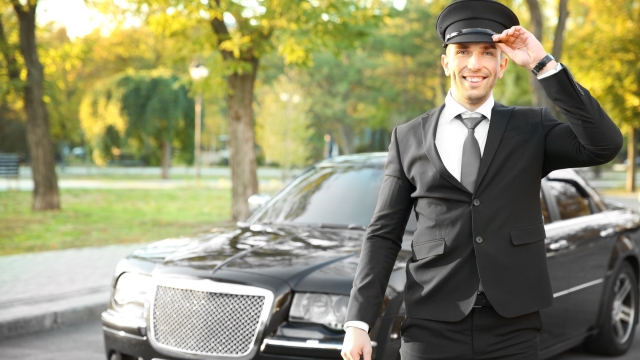 The Elegance of Chauffeur Service: A Luxurious Travel Experience