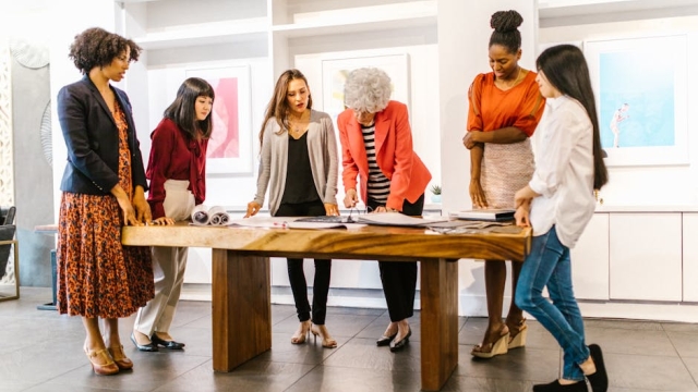 Understanding PEO Services for Beauty Businesses Running beauty