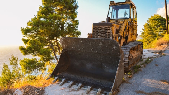 Durability and Material Options for 4×4 Floor Mats When comes